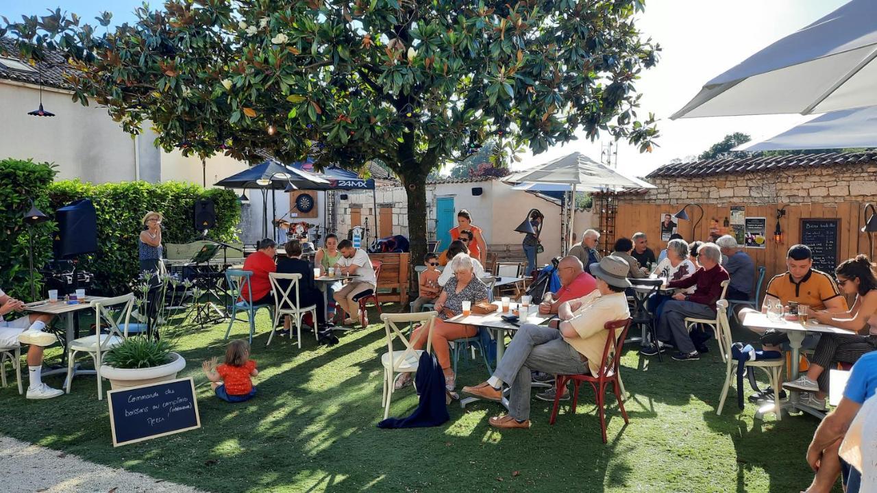 L'Auberge Des Artistes Nieul-sur-l'Autise المظهر الخارجي الصورة